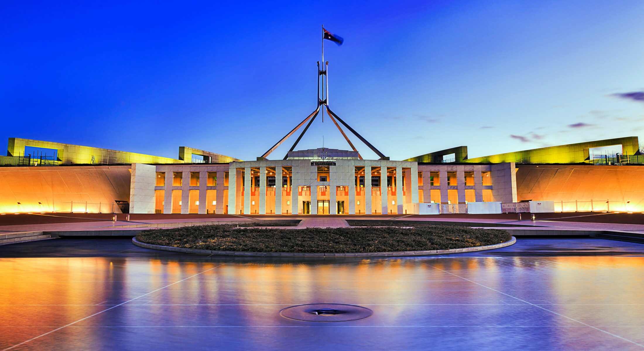 Australian Parliament House 00 2200x1200 